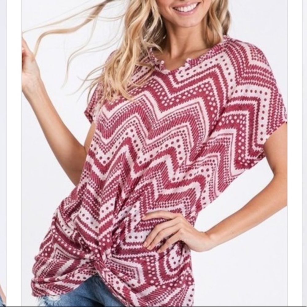 🍷WINE CHEVRON PATTERN TOP